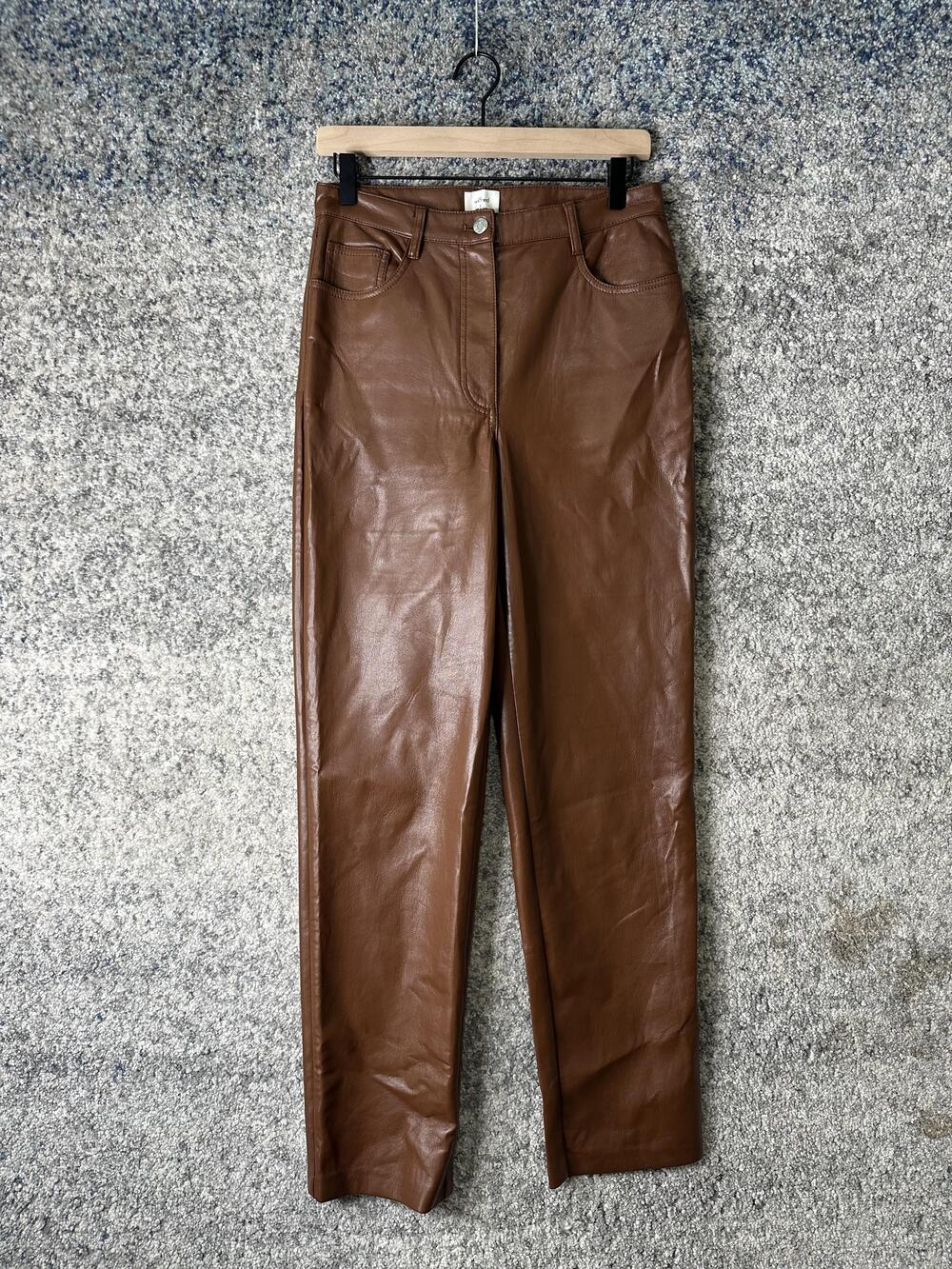 Wilfred Pants Womens Small Brown Vegan Leather High Rise Straight Aritzia Jeans